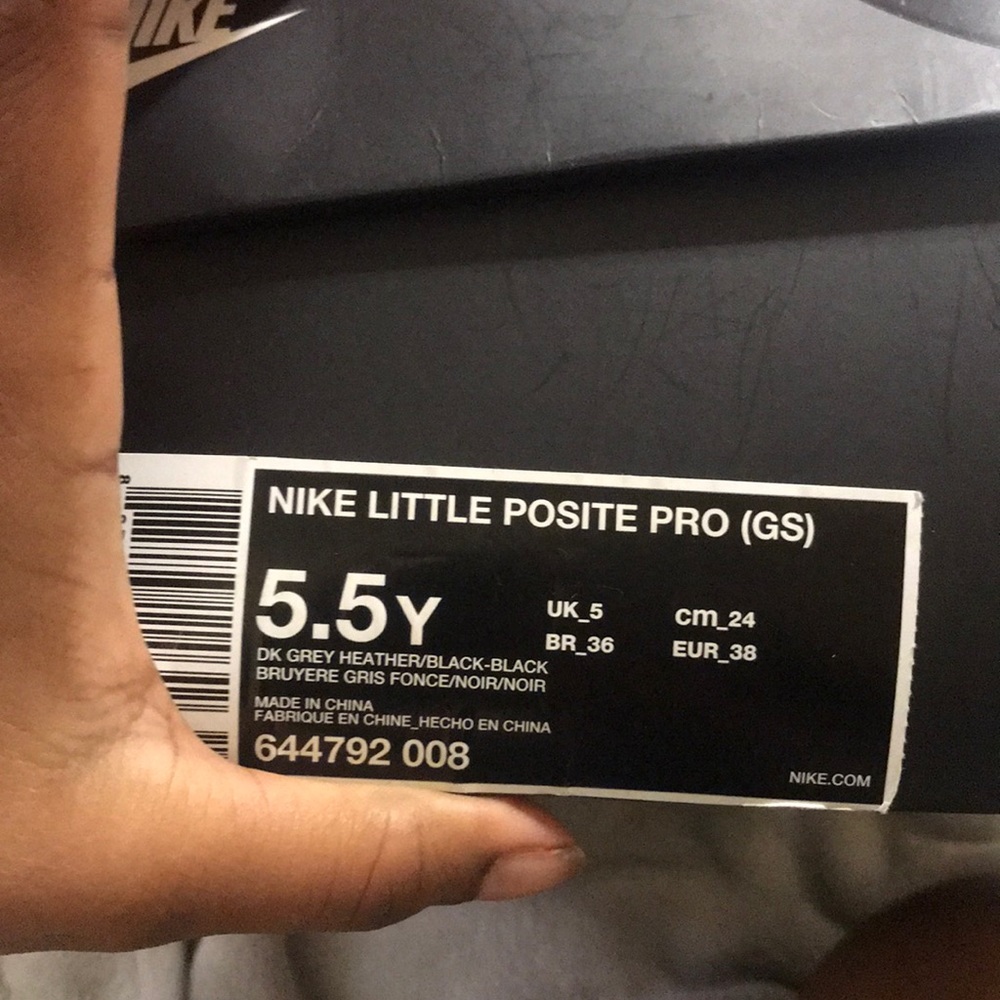 I'm selling shoes worn only twice - Picture 4 of 4
